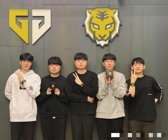 金一代早已 金一代早已