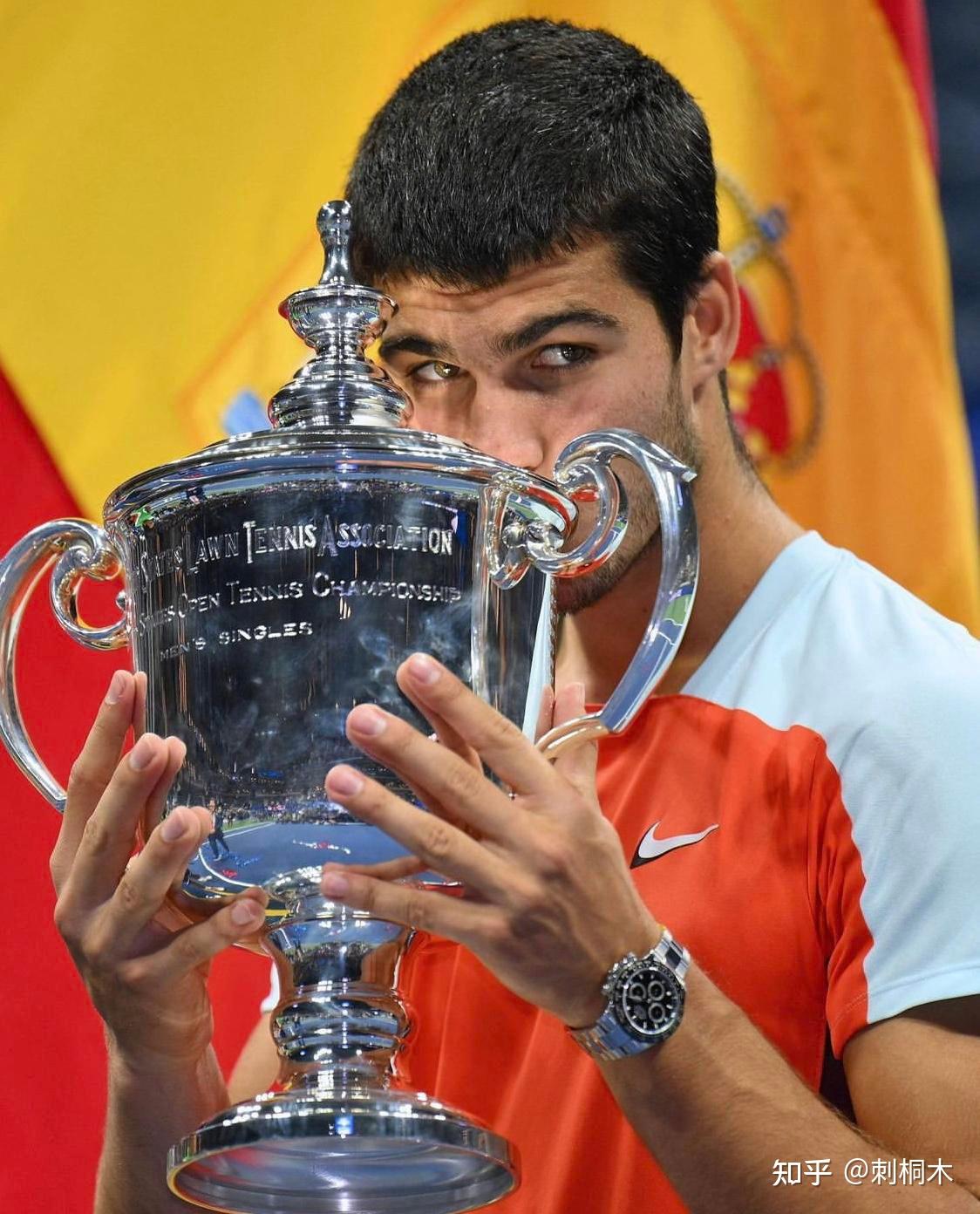 特别是在首 特别是在首